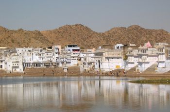 pushkar_lakeview.jpg